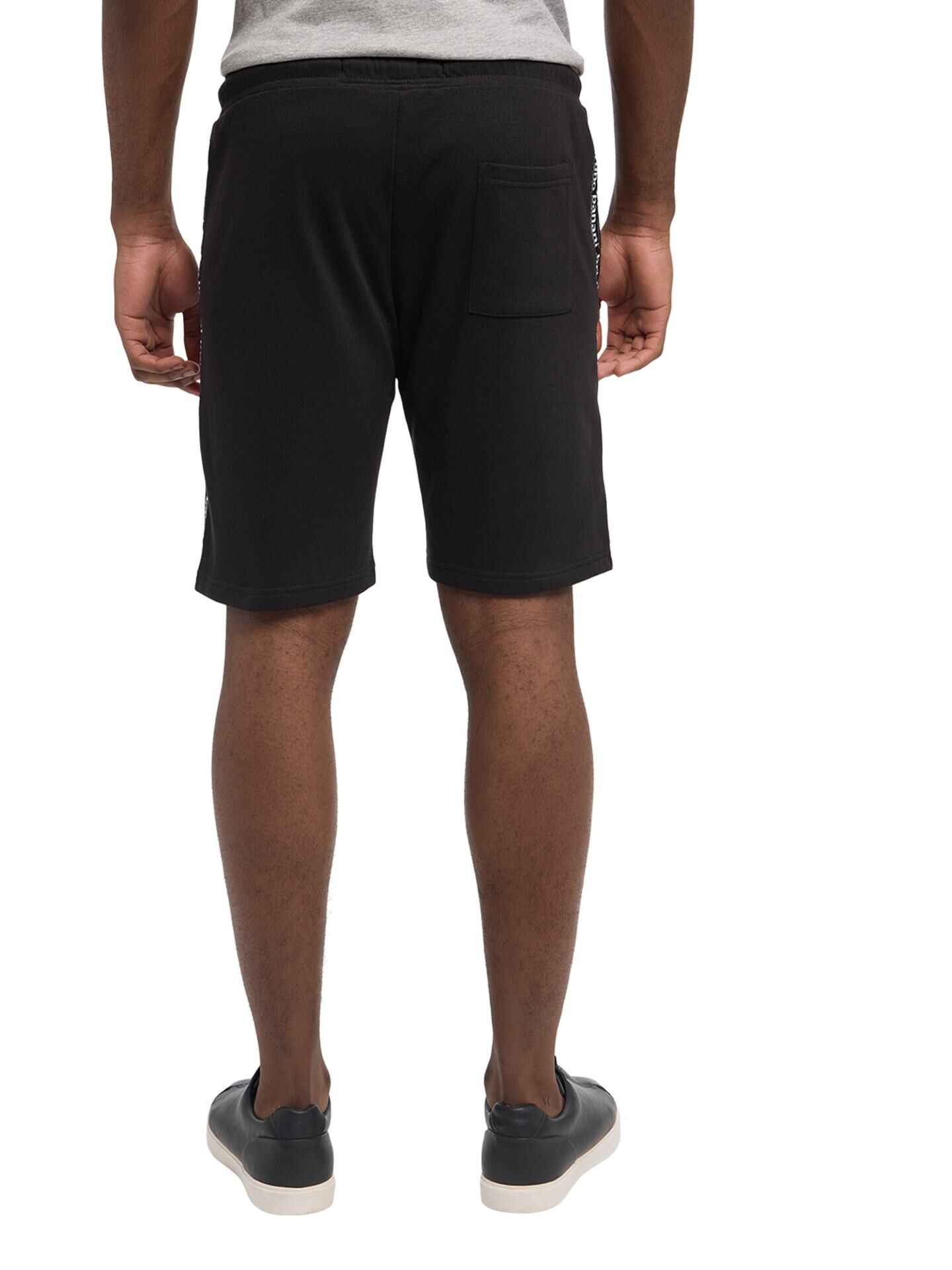 Sweatshort mit Logopiping