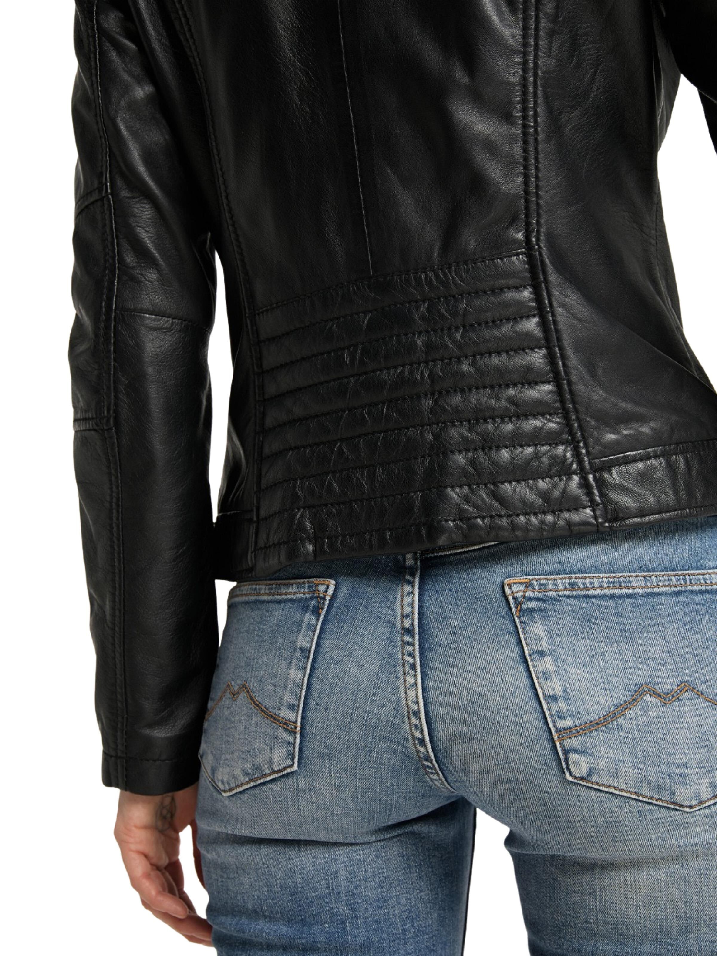  Lederjacke